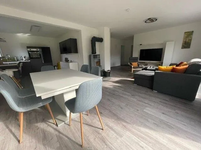 بيت للعطل Haus Simba ألت شفيرين